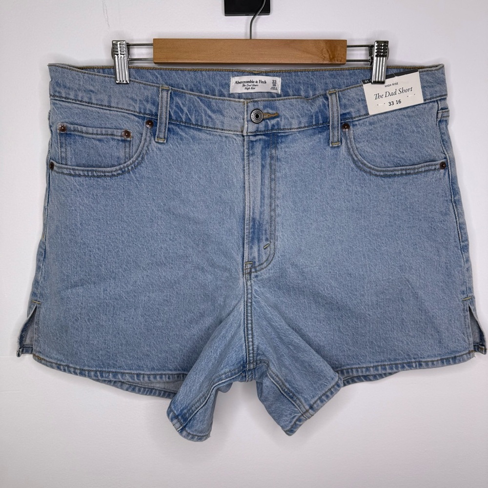 ABERCROMBIE NWT High Rise The Dad Light Wash Shorts - Picture 3 of 7